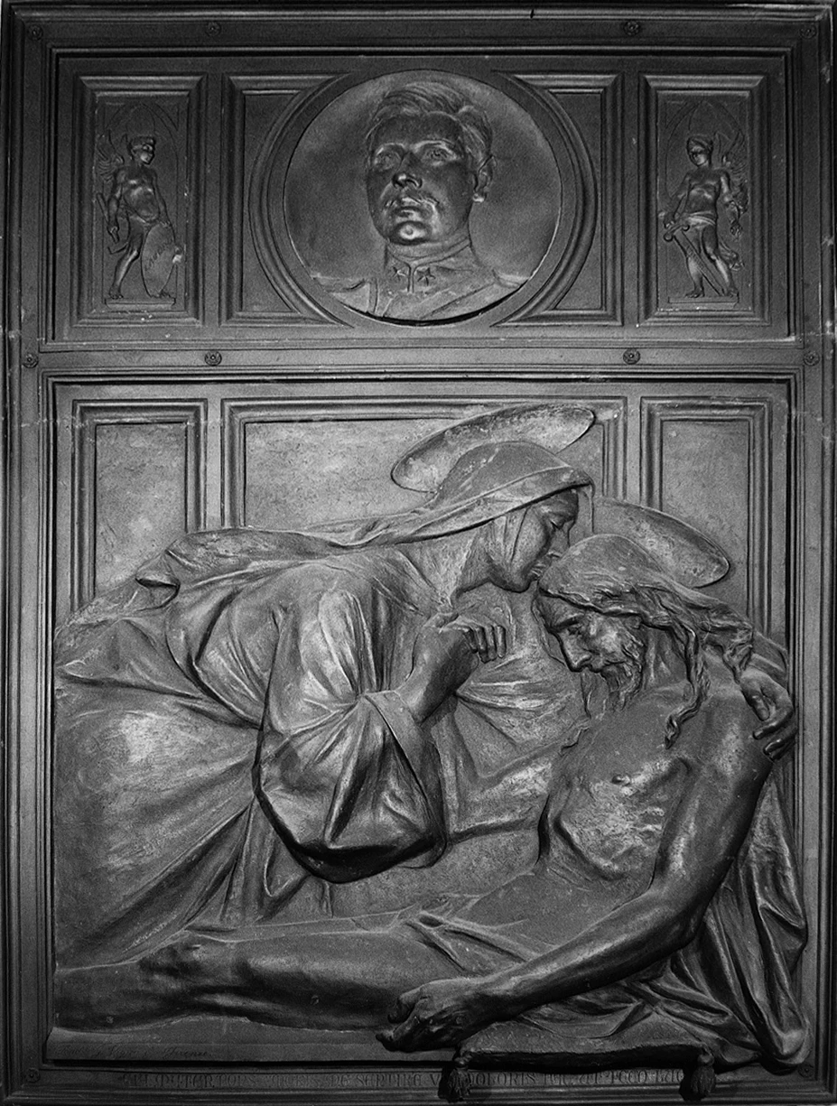 Pietà - Cimitero monumentale delle Porte Sante, Firenze